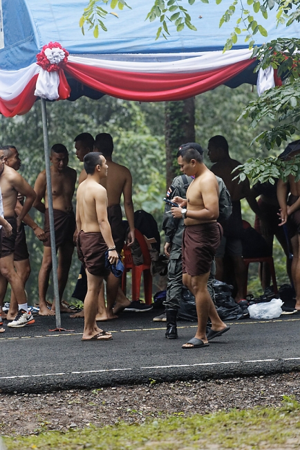 Cérémonie Prasat Don Tuan-044